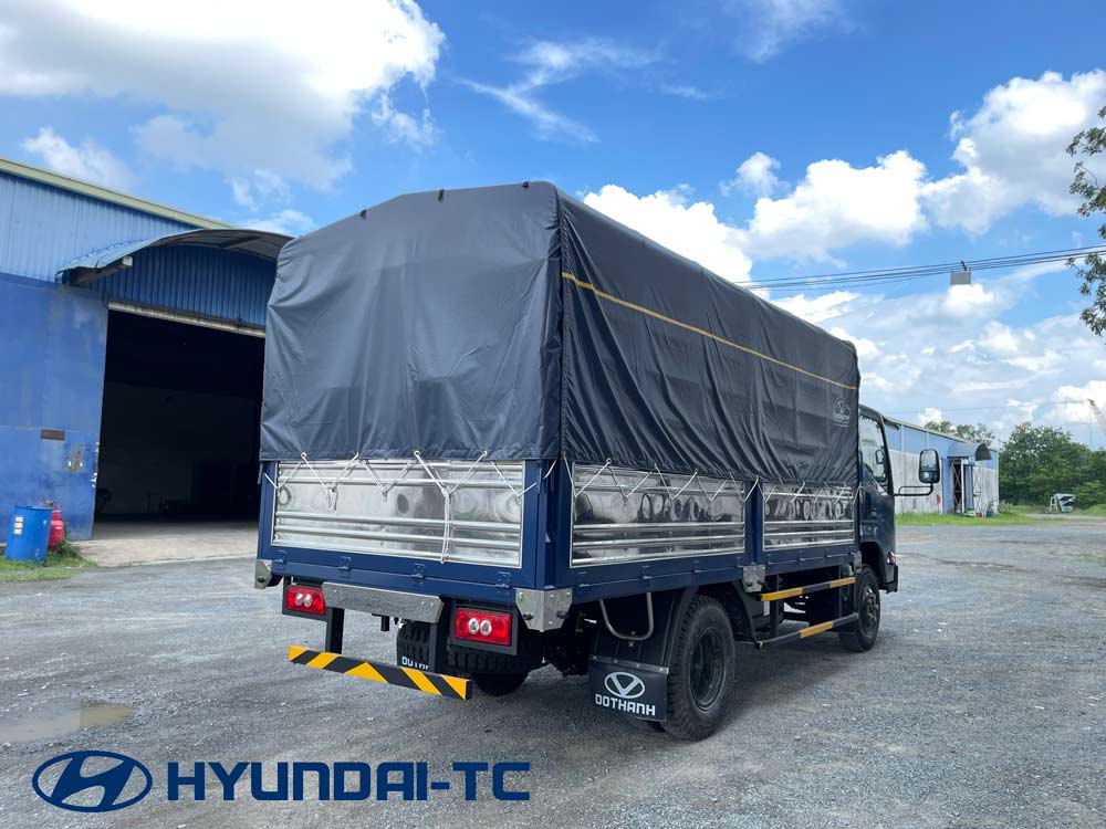 Giá xe tải 5 tấn IZ500 Đô Thành thùng mui bạt đời 204